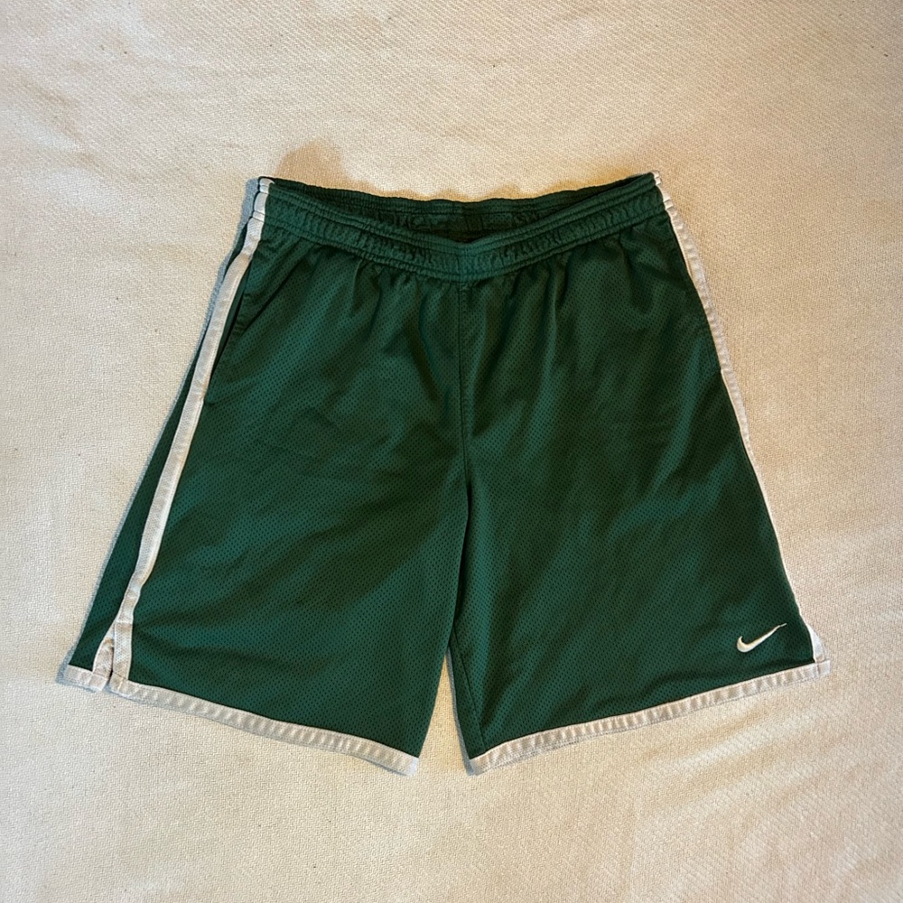 Nike Green Athletic Shorts Lightweight Performance